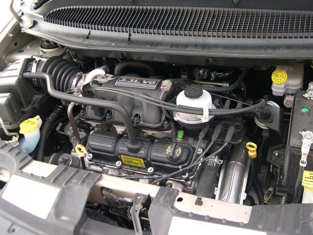 Chrysler 3 3 & 3 8 Engine