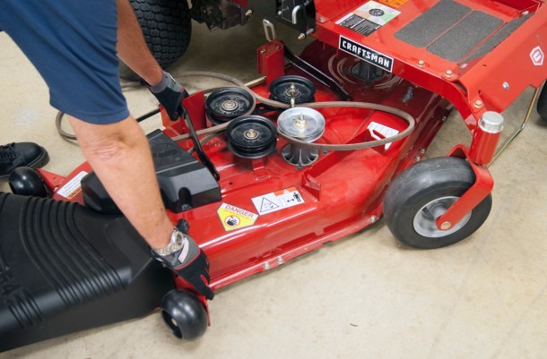 How To Replace The Ground Drive Belt On A Zero