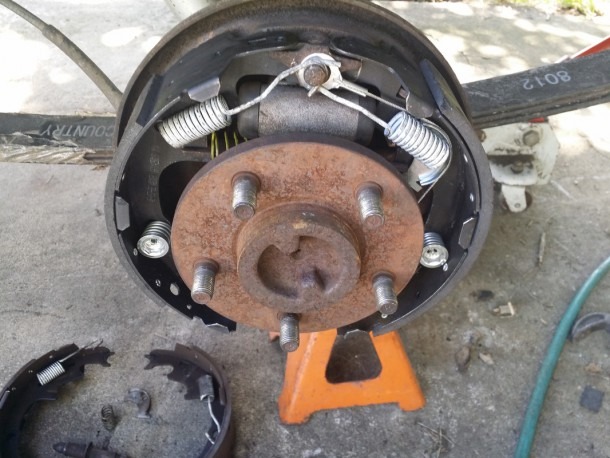 Replaceing The Brakes On A 1995 Wrangler